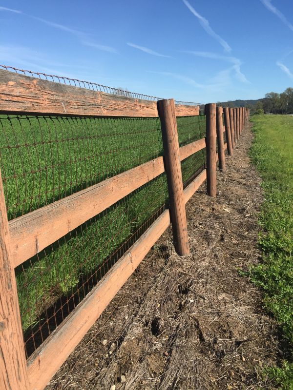 Wood Fence Construction in Sacramento, CA